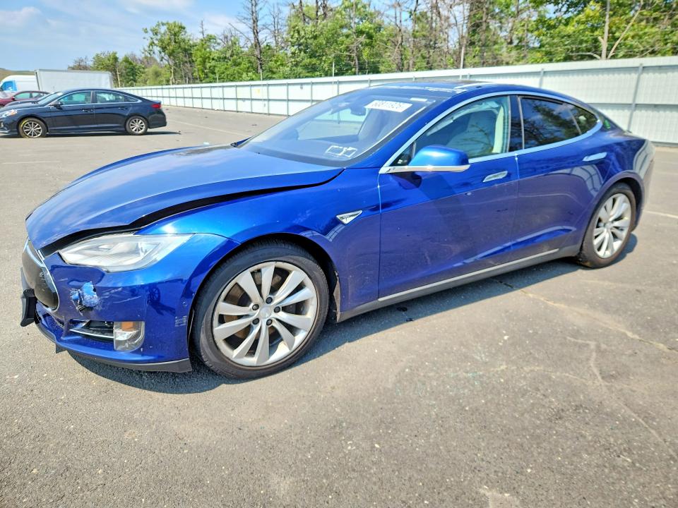 2015 TESLA MODEL S - Търг №60811926