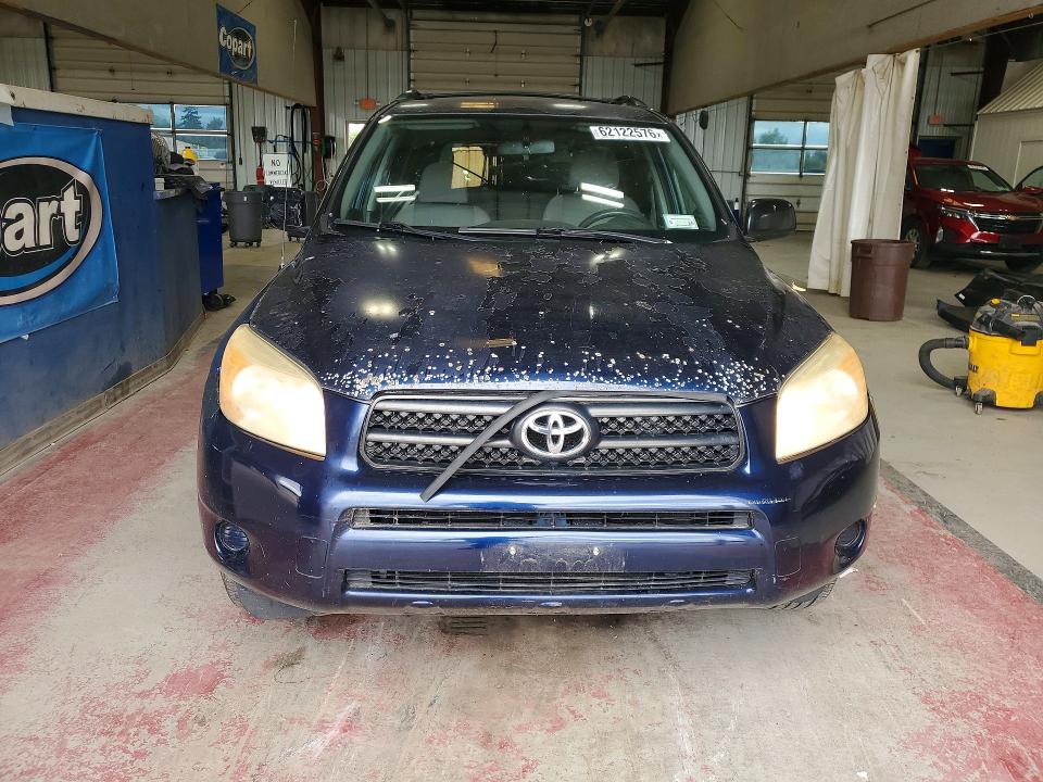 Photo 5 from auction – 2007 TOYOTA RAV4 with VIN JTMBD33V975087755