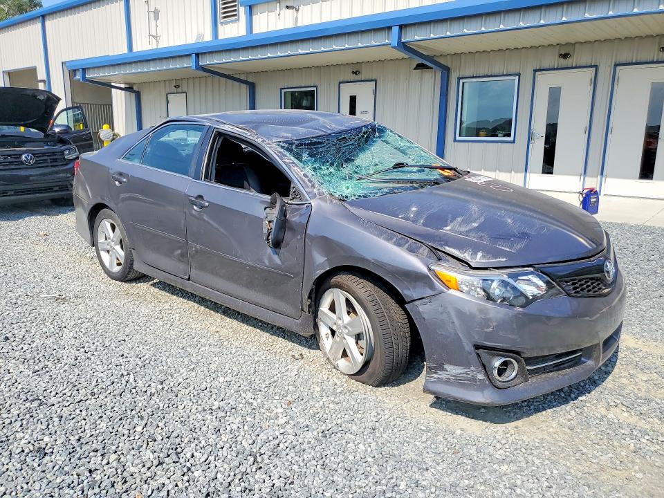 Photo 4 from auction – 2014 TOYOTA CAMRY with VIN 4T1BF1FK9EU350387