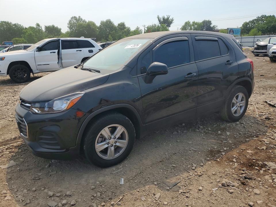 CHEVROLET TRAX 2022 with VIN KL7CJNSM9NB507687 - Photo from auction