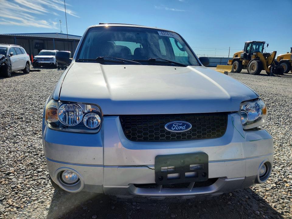 Photo 5 from auction – 2007 FORD ESCAPE with VIN 1FMCU94167KA77264