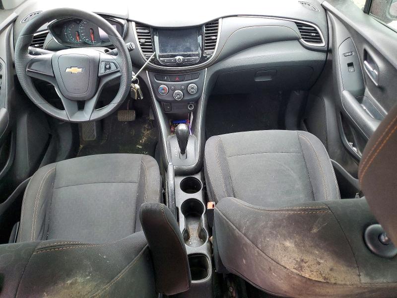 Photo 8 from auction – 2017 CHEVROLET TRAX with VIN 3GNCJNSBXHL275757