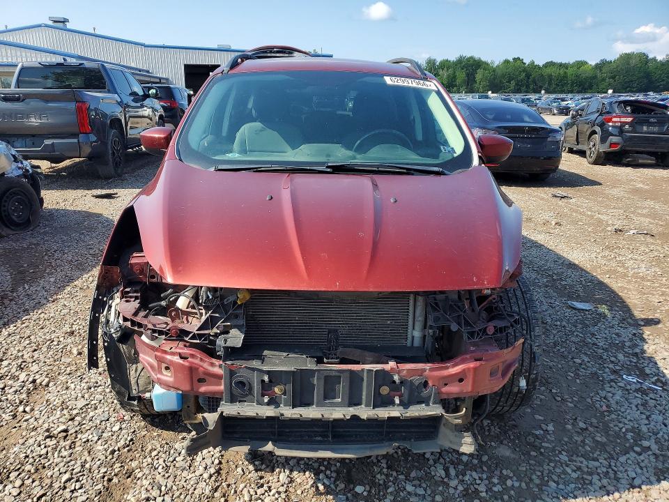 Photo 5 from auction – 2016 FORD ESCAPE with VIN 1FMCU9GX7GUC75937