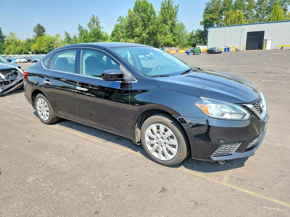 Photo 4 from auction – 2017 NISSAN SENTRA with VIN 3N1AB7AP1HY288313