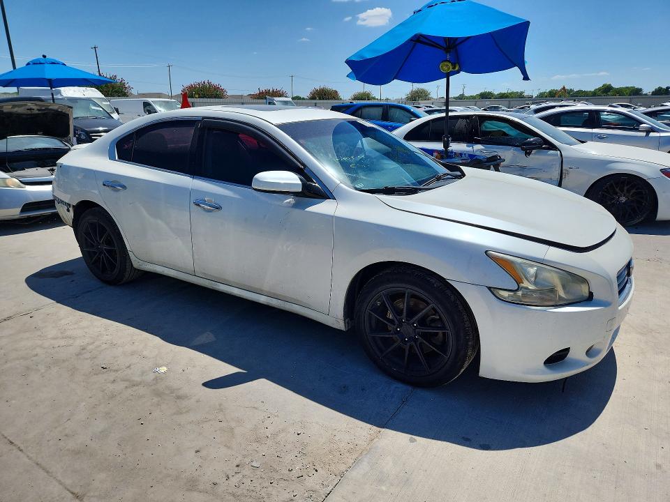 Photo 4 from auction – 2014 NISSAN MAXIMA with VIN 1N4AA5APXEC482210