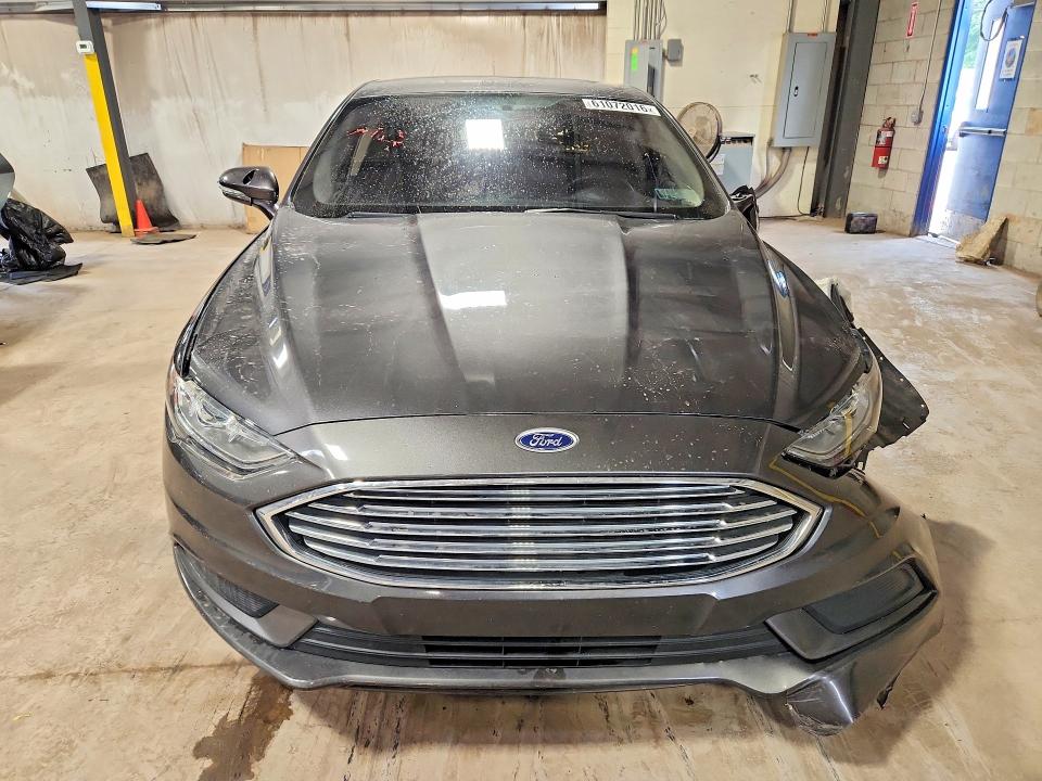 Photo 5 from auction – 2017 FORD FUSION with VIN 3FA6P0H77HR391270