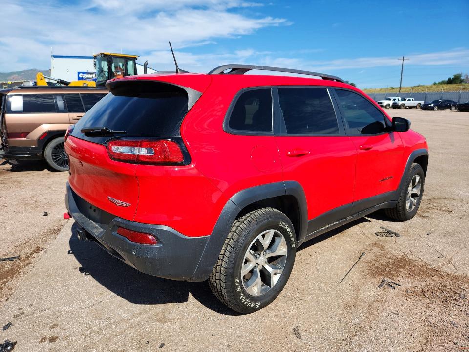 Photo 3 from auction – 2018 JEEP CHEROKEE with VIN 1C4PJMBX3JD607243