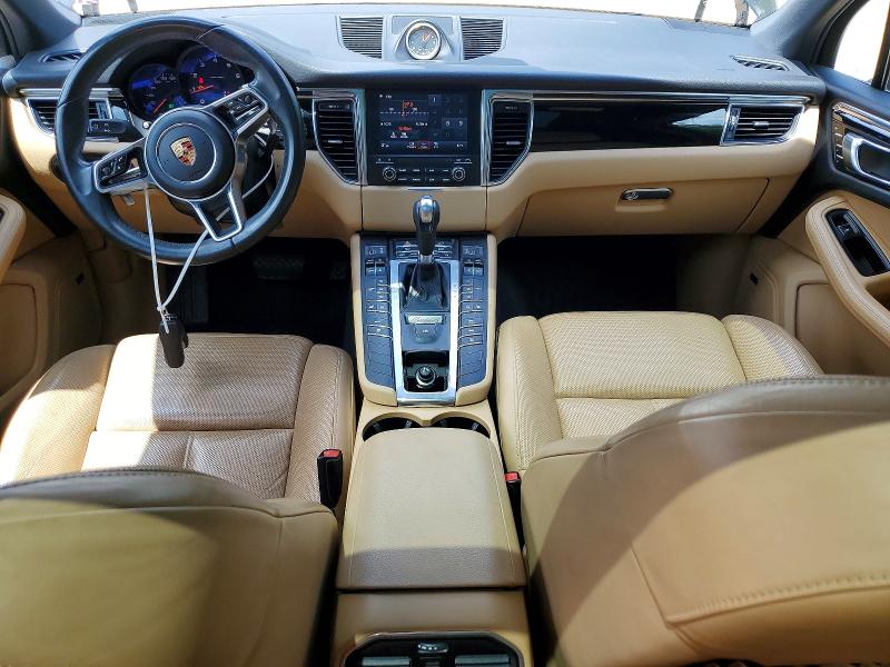 Photo 8 from auction – 2017 PORSCHE MACAN with VIN WP1AA2A55HLB07660