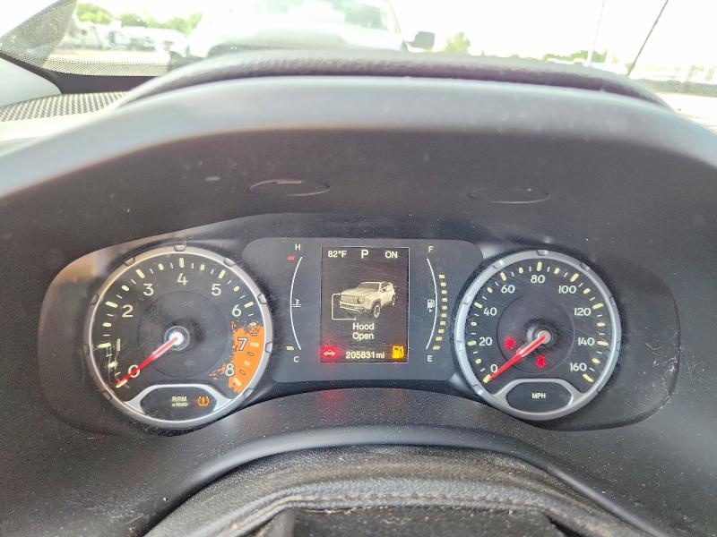 Photo 9 from auction – 2016 JEEP RENEGADE with VIN ZACCJBBT1GPD04584