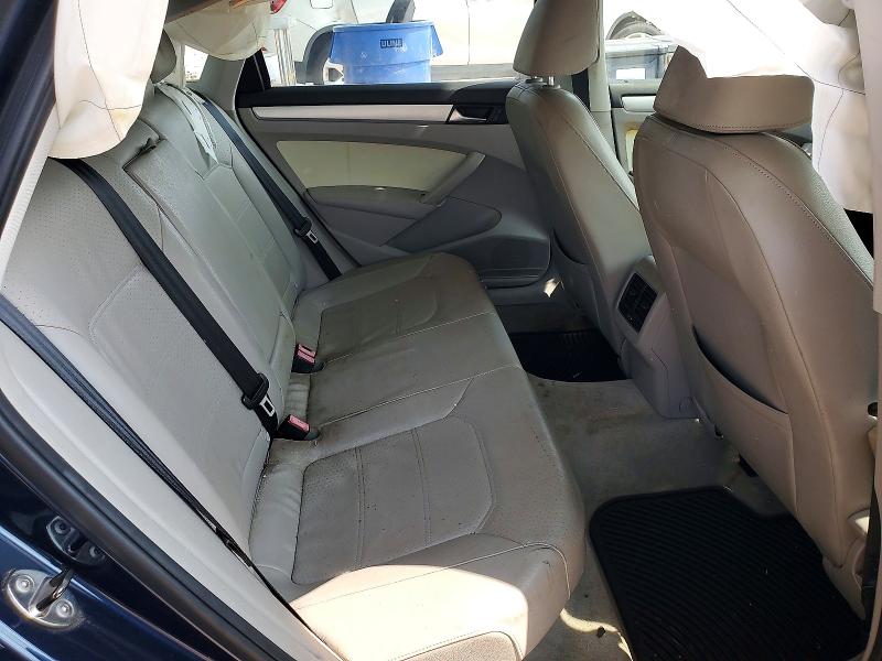 Photo 10 from auction – 2013 VOLKSWAGEN PASSAT with VIN 1VWBP7A38DC126162