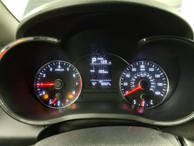 Photo 9 from auction – 2017 KIA FORTE with VIN KNAFK5A87H5725516