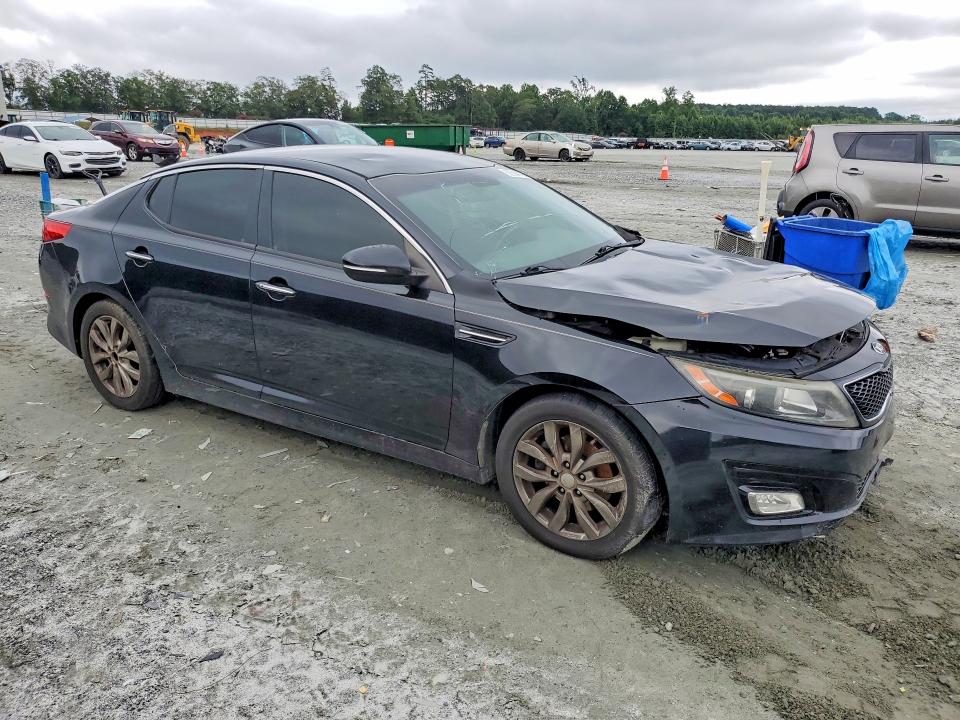Снимка 4 от търг – 2015 KIA OPTIMA с VIN 5XXGN4A70FG516675