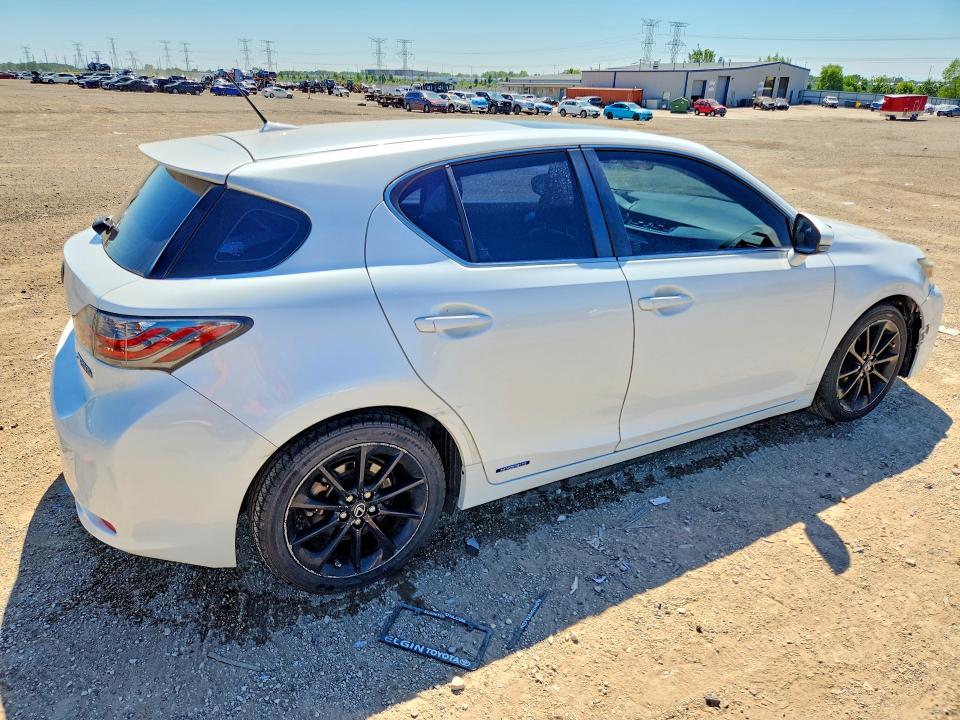 Photo 3 from auction – 2011 LEXUS CT with VIN JTHKD5BH4B2022196