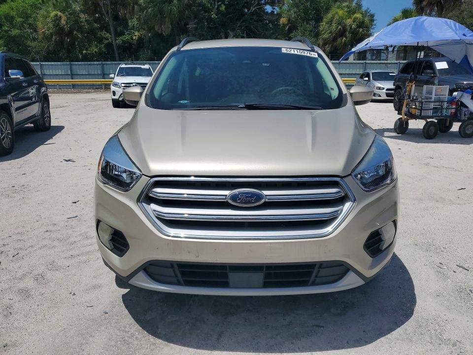 Photo 5 from auction – 2018 FORD ESCAPE with VIN 1FMCU0GD0JUC67431