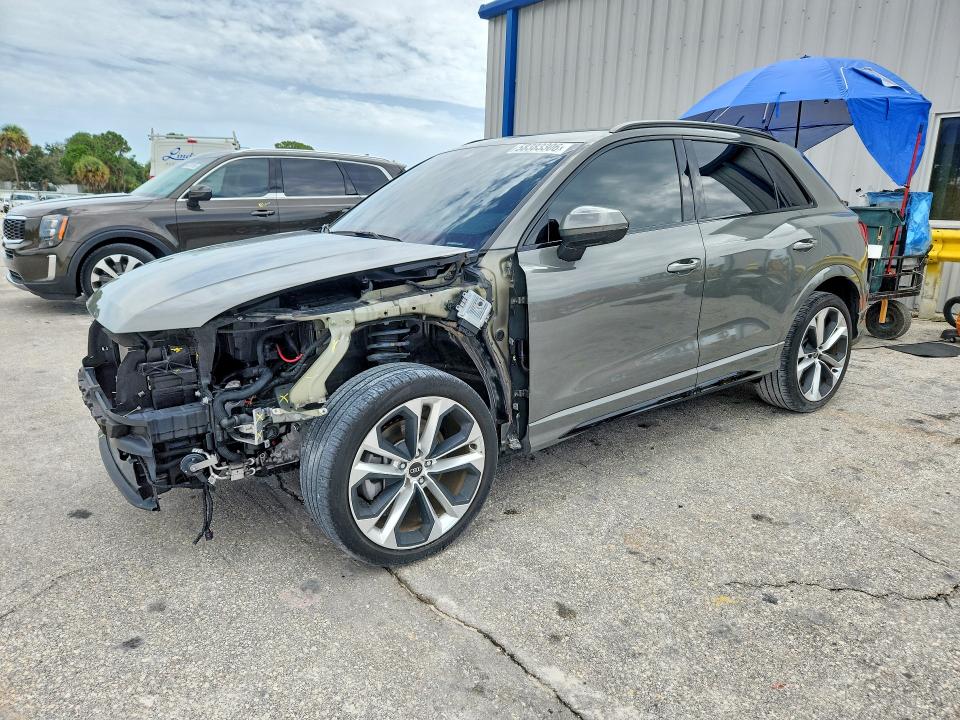 AUDI Q3 2022 with VIN WA1EECF35N1118809 - Photo from auction
