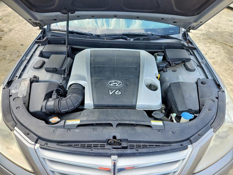 Photo 11 from auction – 2009 HYUNDAI GENESIS with VIN KMHGC46E59U024232