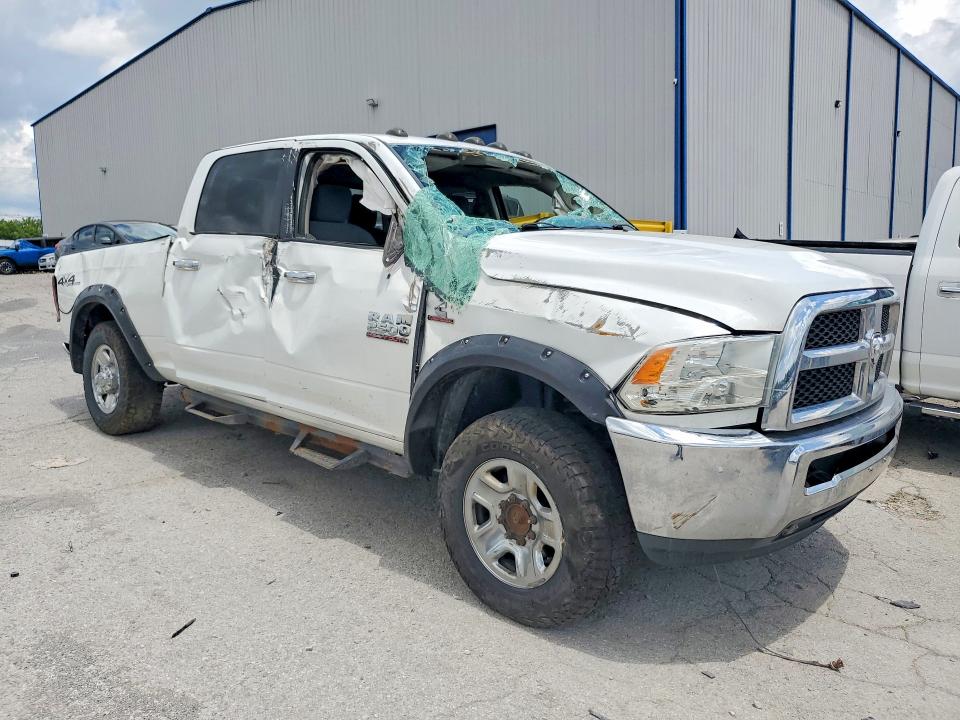 Photo 4 from auction – 2017 RAM 2500 with VIN 3C6UR5DLXHG652468