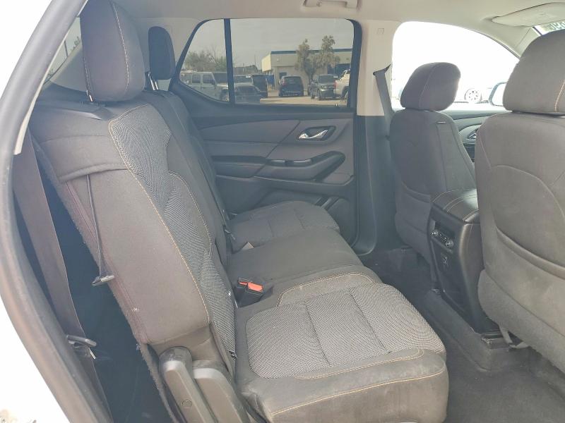 Photo 11 from auction – 2018 CHEVROLET TRAVERSE with VIN 1GNERFKW9JJ215976