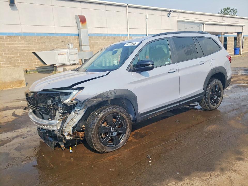 HONDA PILOT 2022 with VIN 5FNYF6H81NB074132 - Photo from auction