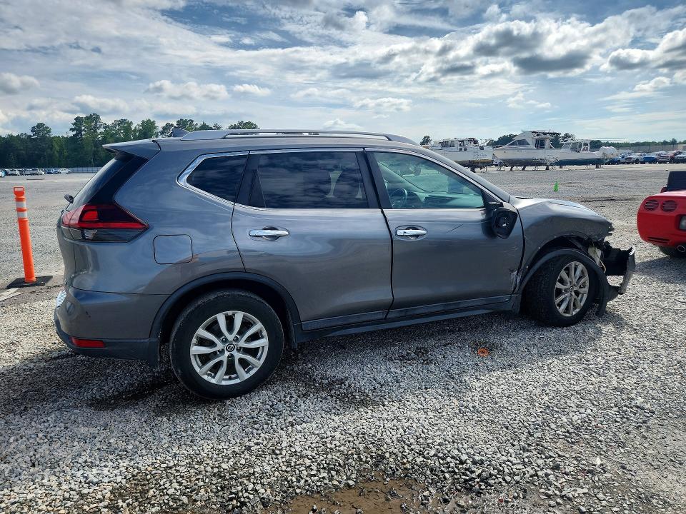 Photo 3 from auction – 2018 NISSAN ROGUE with VIN 5N1AT2MT3JC706791