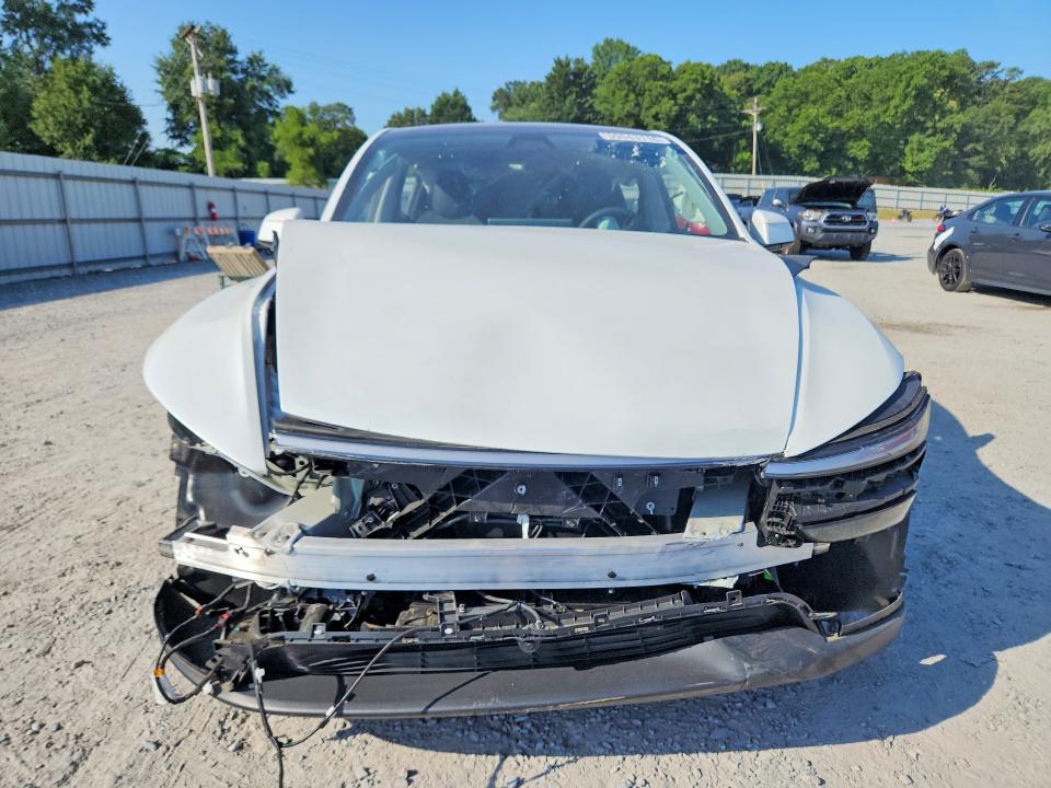 Photo 5 from auction – 2026 TESLA MODEL Y with VIN 7SAYGDEE0TA389237