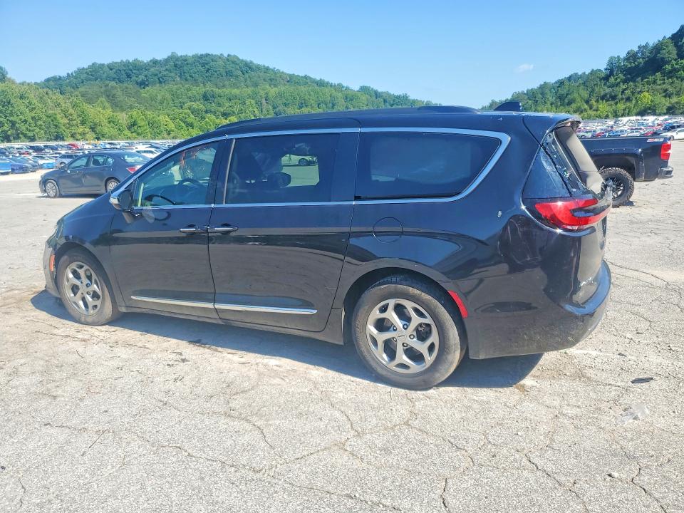 Photo 2 from auction – 2023 CHRYSLER PACIFICA with VIN 2C4RC1GGXPR515627