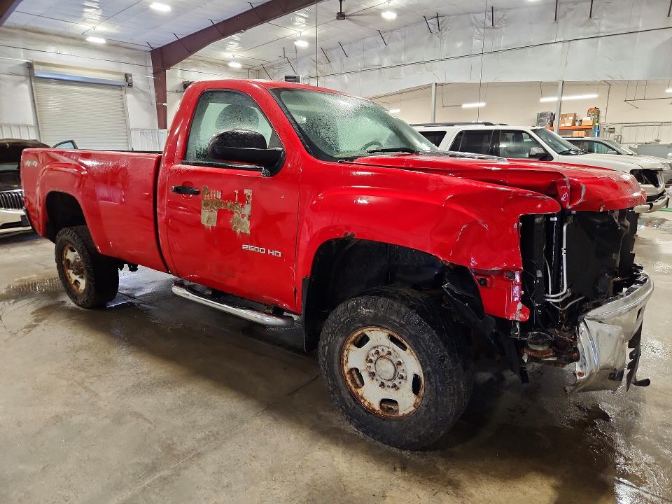 Снимка 4 от търг – 2013 GMC SIERRA с VIN 1GT02ZCG0DZ293794