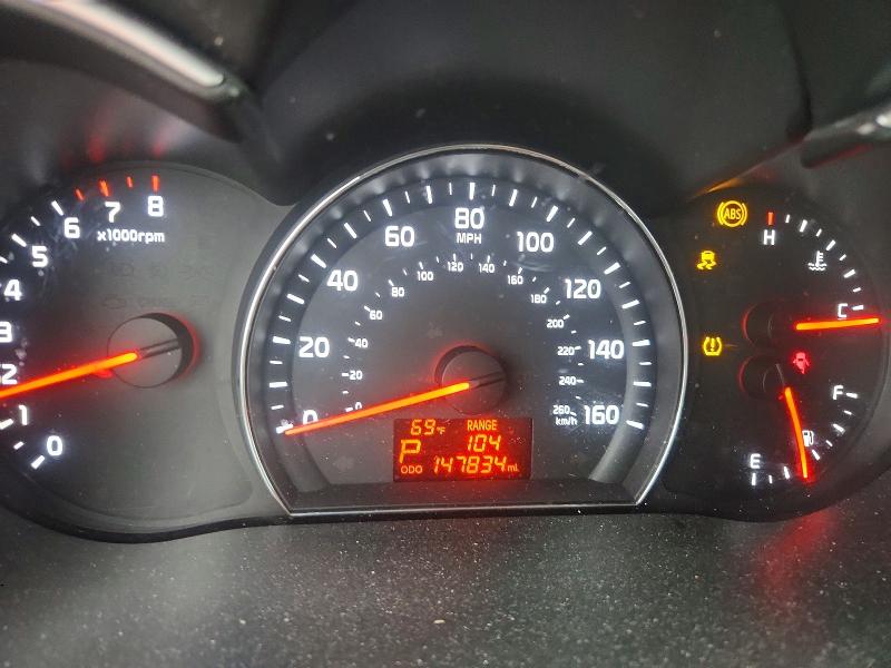 Photo 9 from auction – 2014 KIA SORENTO with VIN 5XYKTCA62EG505799