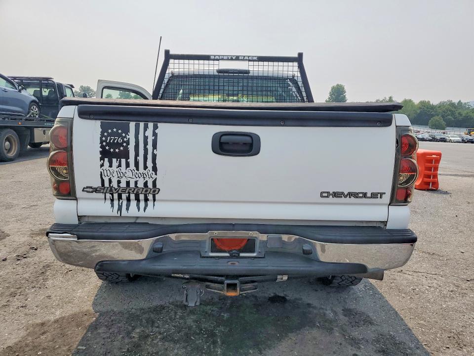 Photo 6 from auction – 1999 CHEVROLET SILVERADO with VIN 2GCEC19W2X1125347
