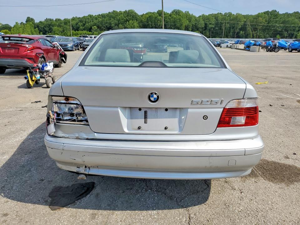 Photo 6 from auction – 2003 BMW 525 with VIN WBADT43493GY99805