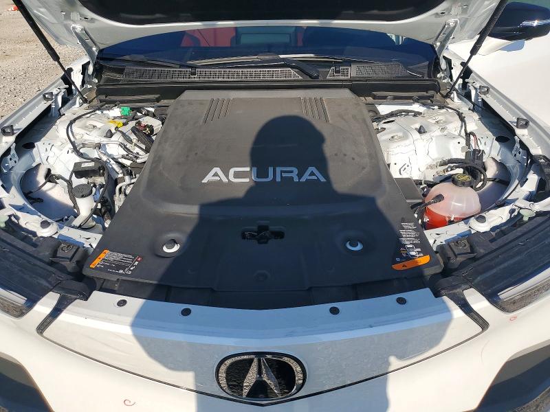 Photo 12 from auction – 2024 ACURA ZDX with VIN 4W5XHPRL6RZ513021
