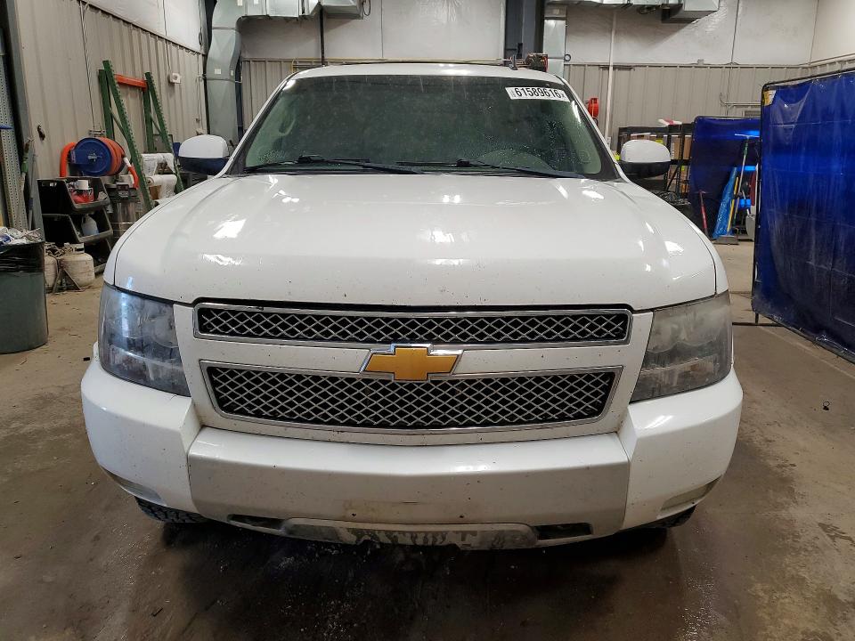 Photo 5 from auction – 2013 CHEVROLET TAHOE with VIN 1GNSKBE05DR176672