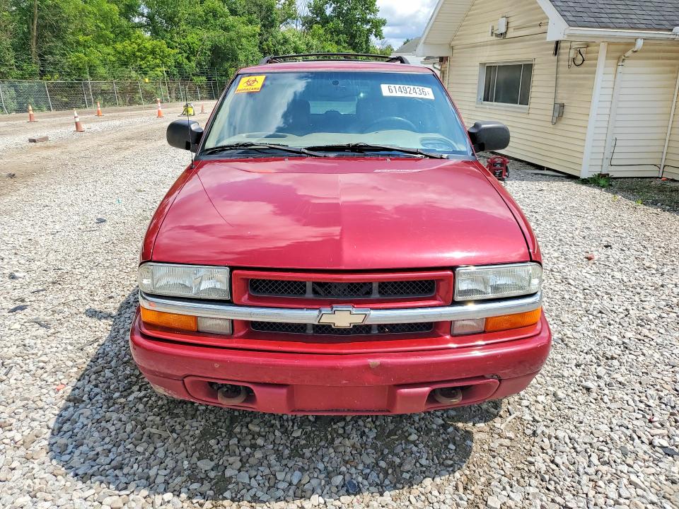 Photo 5 from auction – 2002 CHEVROLET BLAZER with VIN 1GNDT13W52K154281