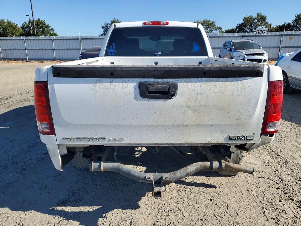 Photo 6 from auction – 2013 GMC SIERRA with VIN 1GTR1VE03DZ372962