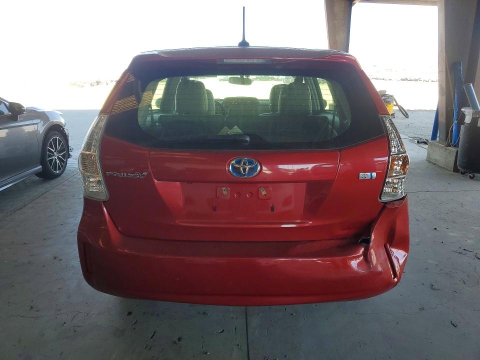 Photo 6 from auction – 2014 TOYOTA PRIUS V with VIN JTDZN3EU9E3328867