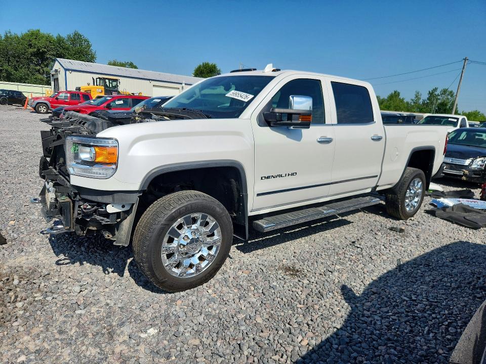 GMC SIERRA 2018 with VIN 1GT12UEY2JF202681 - Photo from auction