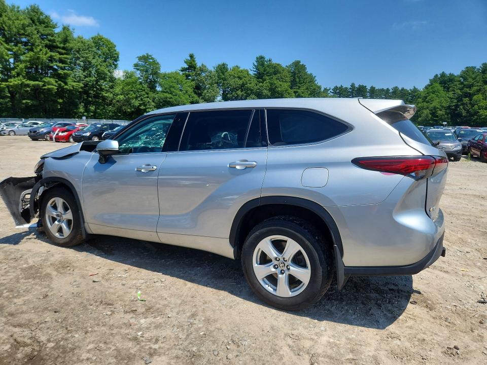 Photo 2 from auction – 2021 TOYOTA HIGHLANDER with VIN 5TDBZRBH8MS083332