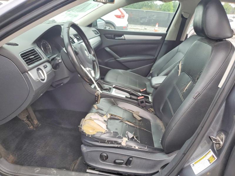 Photo 7 from auction – 2012 VOLKSWAGEN PASSAT with VIN 1VWBP7A32CC062117