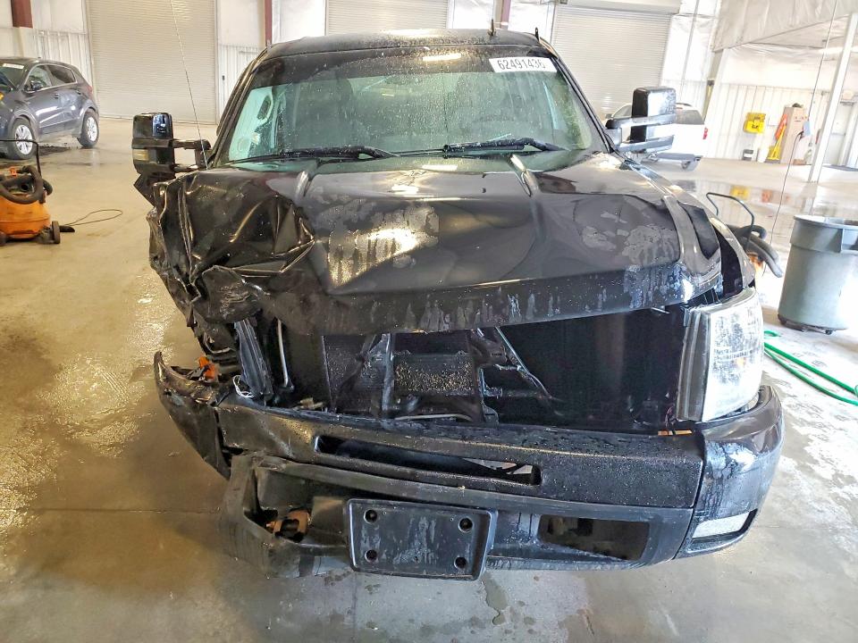 Photo 5 from auction – 2010 CHEVROLET SILVERADO with VIN 3GCRKSE32AG159342