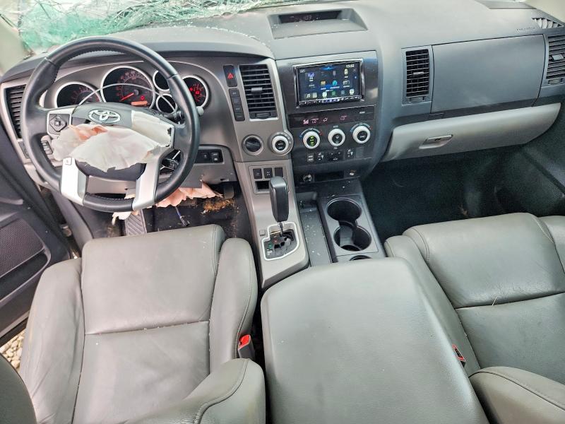 Photo 8 from auction – 2017 TOYOTA SEQUOIA with VIN 5TDBY5G18HS155496