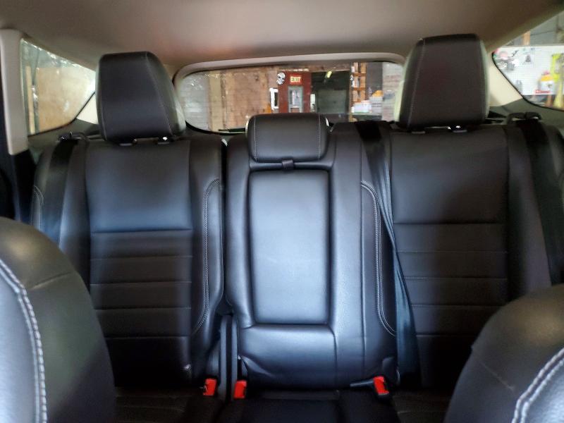 Photo 10 from auction – 2016 FORD ESCAPE with VIN 1FMCU9GX8GUA11027