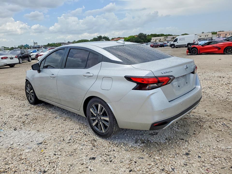 Photo 2 from auction – 2021 NISSAN VERSA with VIN 3N1CN8EV8ML872925