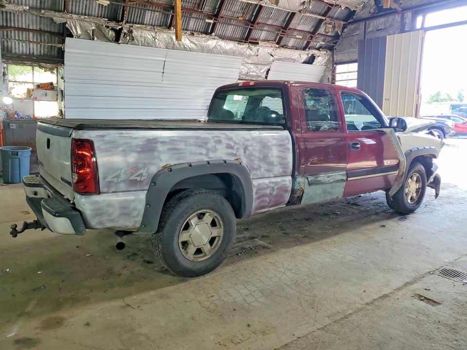 Photo 3 from auction – 2003 CHEVROLET SILVERADO with VIN 2GCEK19TX31249224