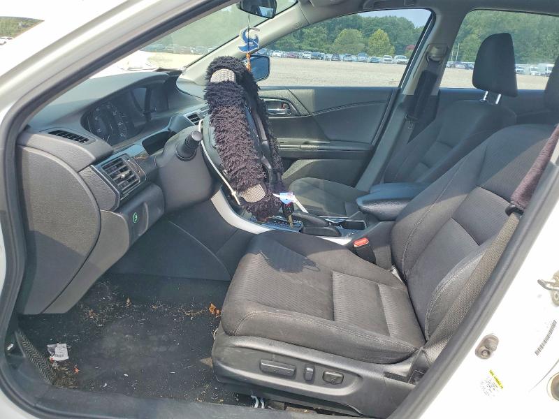 Photo 7 from auction – 2015 HONDA ACCORD with VIN 1HGCR2F59FA058209