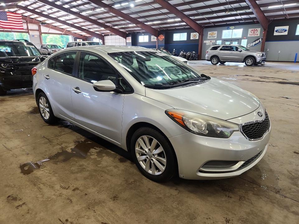 Photo 4 from auction – 2014 KIA FORTE with VIN KNAFX4A64E5220894