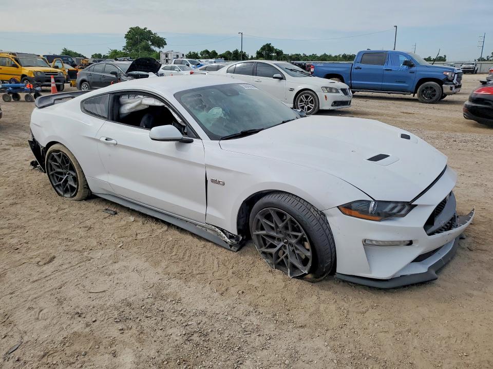 Photo 4 from auction – 2021 FORD MUSTANG with VIN 1FA6P8CF2M5117744