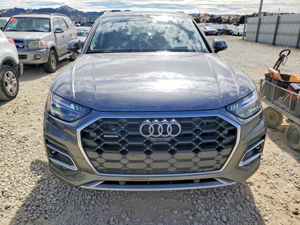 Photo 5 from auction – 2024 AUDI Q5 with VIN WA1FAAFYXR2084804