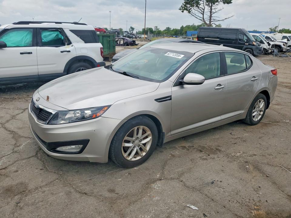 KIA OPTIMA 2013 with VIN KNAGM4A77D5364315 - Photo from auction