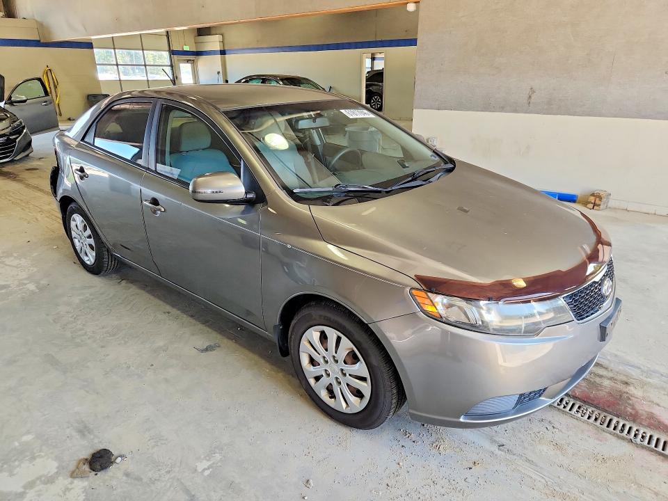 Photo 4 from auction – 2012 KIA FORTE with VIN KNAFU4A26C5516731