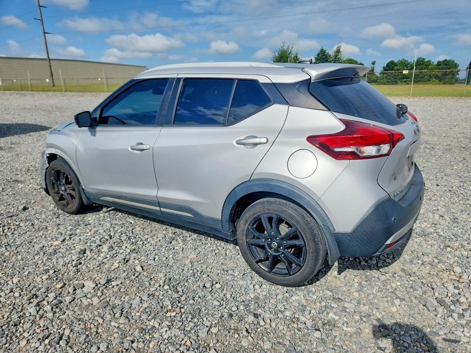Photo 2 from auction – 2020 NISSAN KICKS with VIN 3N1CP5DV7LL580319